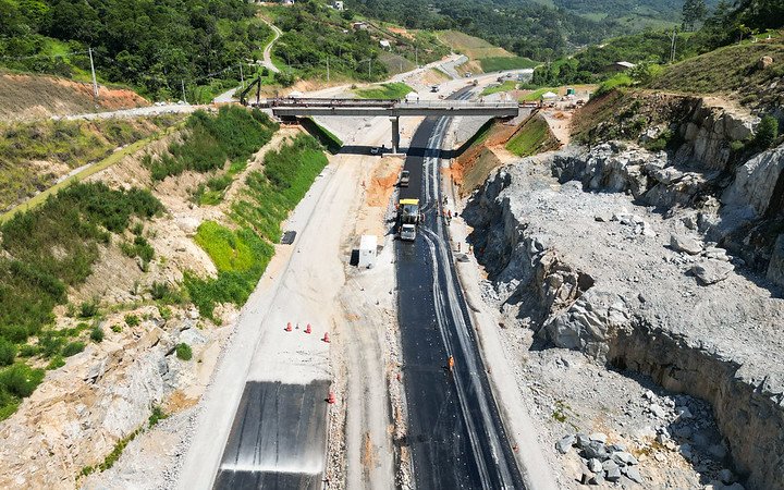 53526816548_e8a26c6d78_c