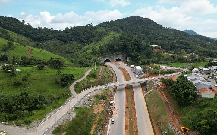 53566271587_3a70913496_c