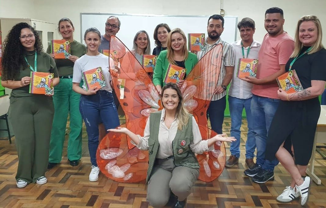 COORDENADORIA REGIONAL DE EDUCAÇÃO - ENTREGA 1500 Unid
