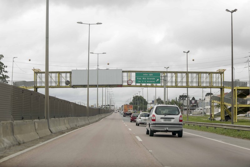 Região metropolitana de Curitiba receberá novas passarelas