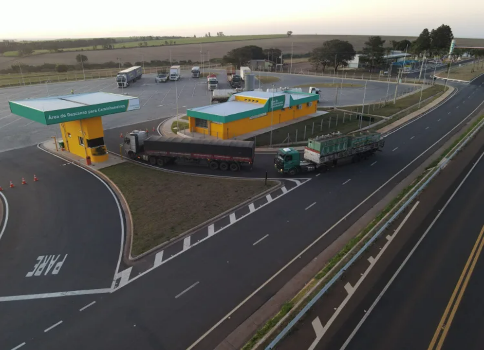 Área de Descanso para Caminhoneiros (ADC)