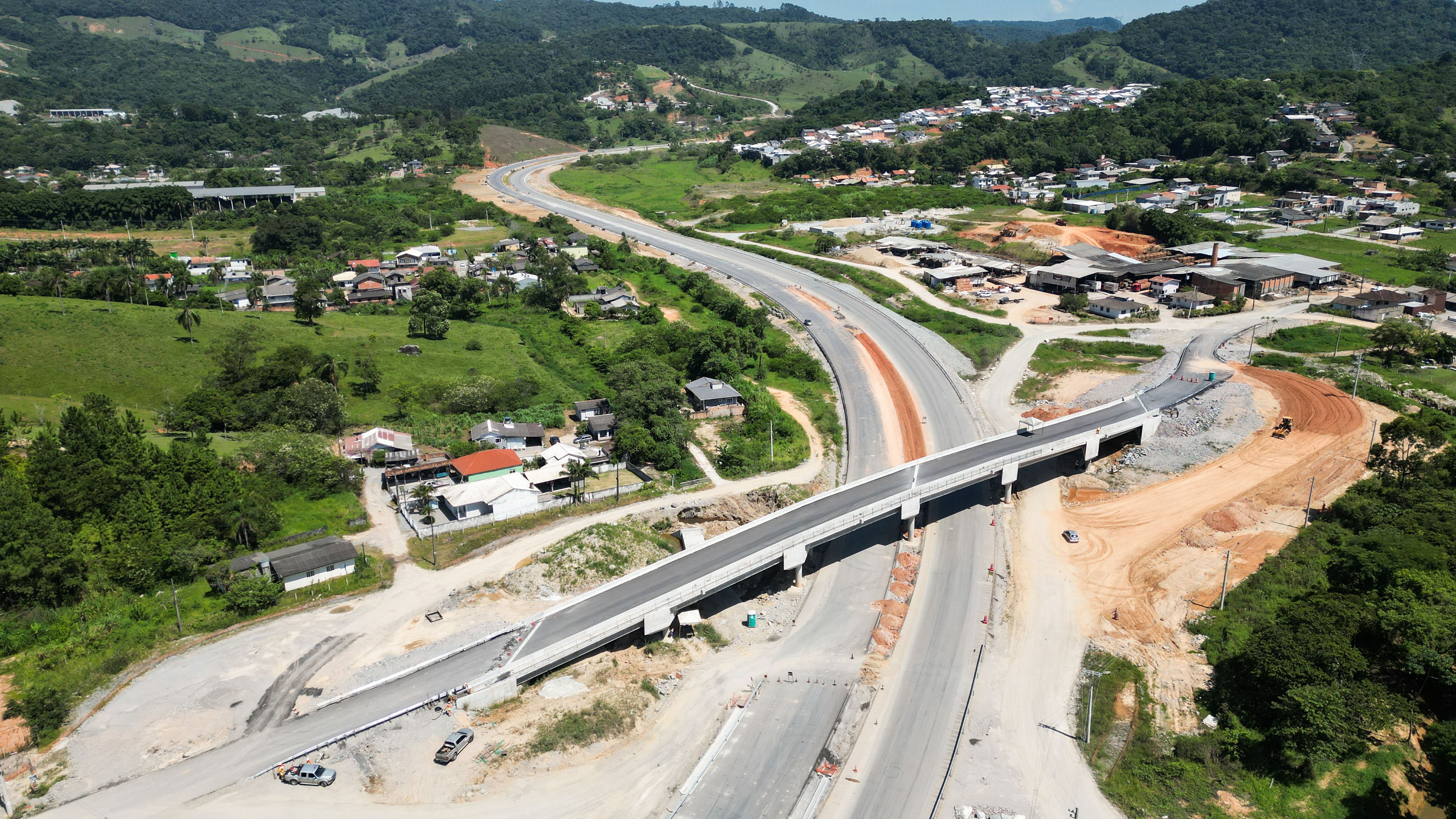 Passagem superior KM 228 - Palhoça