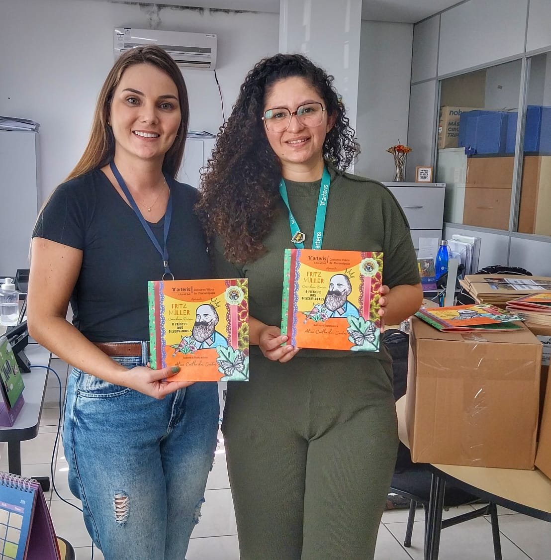 SECRETARIA MUNICIPAL DE EDUCAÇÃO BIGUAÇU - ENTREGA DE 500 Unid